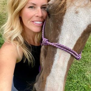 Meet your Posher, Carly